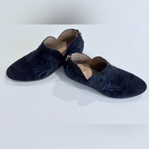 Kenneth Cole Reaction blue Suede booties